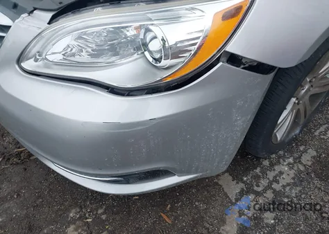 2011 Chrysler 200 Touring z USA, uszkodzony, nr VIN 1C3BC2EG4BN620541